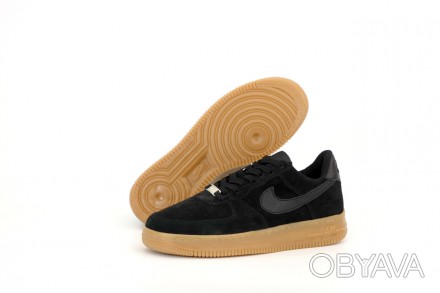 Кроссовки мужские черные Nike Air Force 1 '07 SE
Мужские повседневные кроссовки . . фото 1