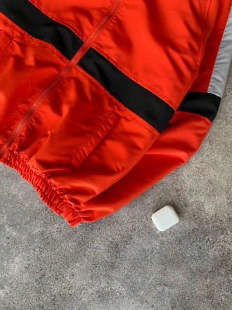 
Ветровка куртка мужская демисезонная красная без капюшона с полосками Gang
Отли. . фото 4
