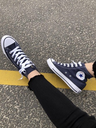 Кеды мужские синие Converse Chuck Taylor Classic High 
Мужские кеды Конверс Чак . . фото 10