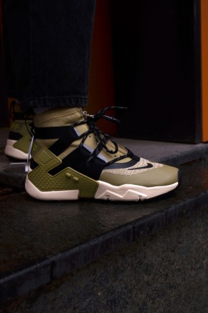 Кроссовки мужские хаки Nike Air Huarache Gripp
Стильные мужские кроссовки Найк А. . фото 4