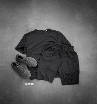 
Костюм мужской летний чёрный молодёжный oversize футболка и шорты Lap
С приходо. . фото 4