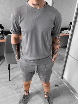 
Костюм мужской летний серый молодёжный oversize футболка и шорты Lap Grey
С при. . фото 2
