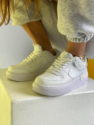 
Кроссовки женские белые Nike Air Force Shadow 
Женские кроссовки Найк Аир Форс . . фото 9