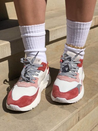 Кроссовки женские белые Adidas Nite Jogger 
Невероятно стильные женские кроссовк. . фото 10