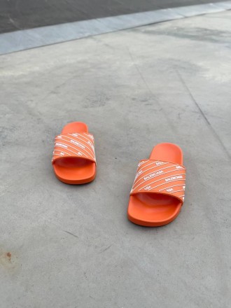 Тапочки женские оранжевые Balenciaga Slides Small Logo
Женские тапочки Balenciag. . фото 4