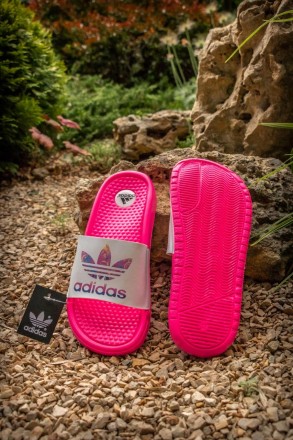 Тапочки женские розовые Adidas
Представляем вашему вниманию стильные женские тап. . фото 4