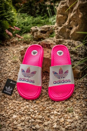 Тапочки женские розовые Adidas
Представляем вашему вниманию стильные женские тап. . фото 2