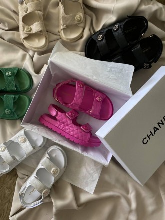 Сандали женские розовые Chanel "Dad" Sandals
Крутые женские сандали Шанель в роз. . фото 9