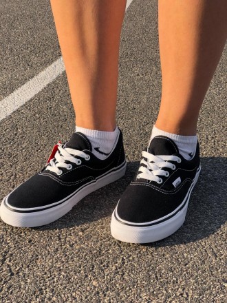 Кеды женские черные Vans Era
Стильные женские кеды Ванс Эра классической черной . . фото 4