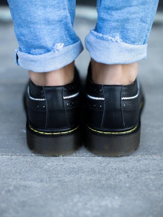 Туфли женские черные Dr.Martens
Женские туфли Мартинс в классической черной расц. . фото 7