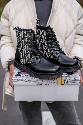 Ботинки женские черные зимние Dior Boots
Зимние женские ботинки Диор Бутс в черн. . фото 4
