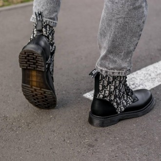 Ботинки женские черные зимние Dior Boots
Зимние женские ботинки Диор Бутс в черн. . фото 6