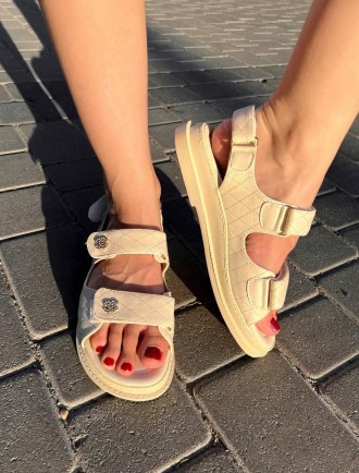 Сандали женские бежевые Chanel "Dad" Sandals
Представляем вашему вниманию женски. . фото 6