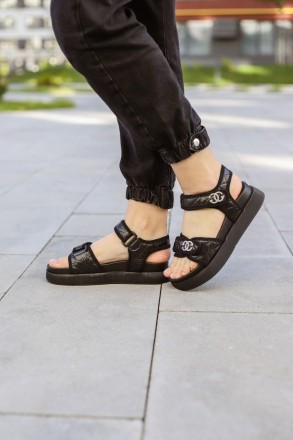Сандали женские черные Chanel "Dad" Sandals
Женские босоножки Шанель в черной ра. . фото 10