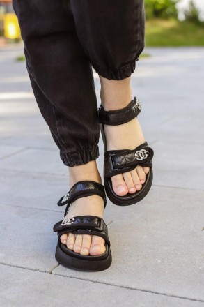 Сандали женские черные Chanel "Dad" Sandals
Женские босоножки Шанель в черной ра. . фото 8