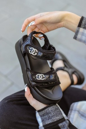 Сандали женские черные Chanel "Dad" Sandals
Женские босоножки Шанель в черной ра. . фото 2
