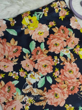 Женская юбка облегающая с цветочным принтом 
Состояние: б/у, в идеальном состоян. . фото 3