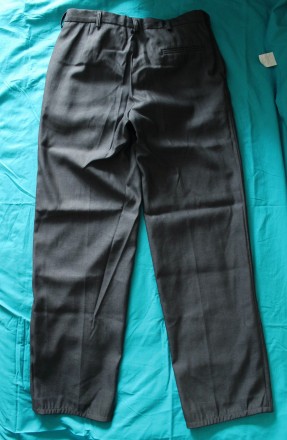 Б/в брюки/штани сірого відтінку в ідеальному стані.
Фото пройшли обробку по кол. . фото 4