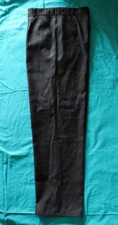 Б/в брюки/штани є момент на лівій кишені на фото 5, також розійшлась нитка по шв. . фото 2