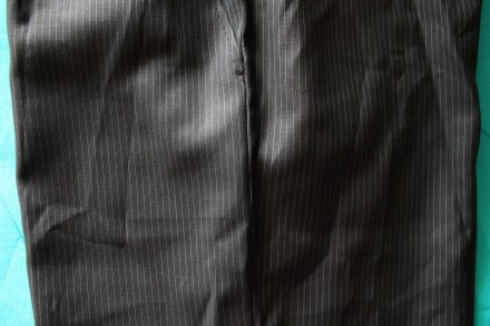 Б/в брюки/штани є момент на лівій кишені на фото 5, також розійшлась нитка по шв. . фото 6