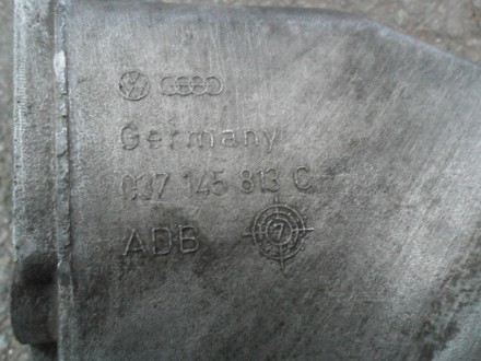 Кронштейн кріплення турбокомпресора Фольксваген G60
оригінал
VAG 037145813C

. . фото 4