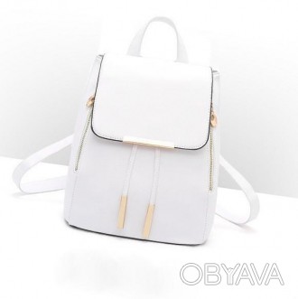 Колір: білий, ближче до кремового.
Стильний жіночий рюкзак із золотистою фурніту. . фото 1