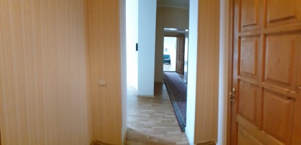 
 13514 Продам 3-х этажный дом на участке 10 соток с бассейном в Киевском районе. Черноморка. фото 3