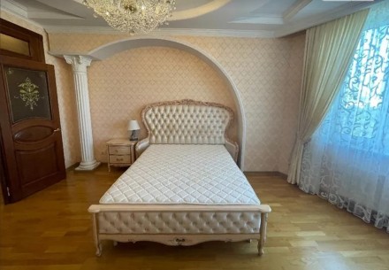 
 13551 Продается квартира в элитном Климовском доме. Общая площадь 130 кв.м. Кв. . фото 8