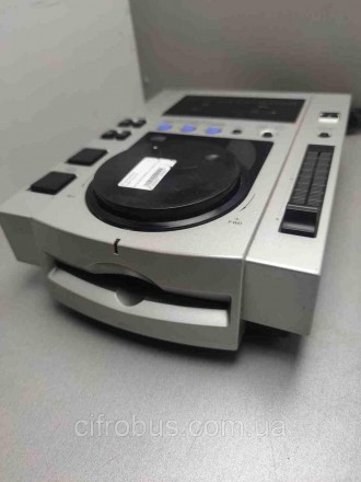 DJ CD-проигрыватель, щелевая загрузка диска, вес 2.2 кг, отношение сигнал/шум 96. . фото 3