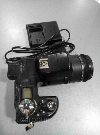 Високоякісна камера Cyber-shot з роздільною здатністю 8,0 ефективних мегапіксел . . фото 3