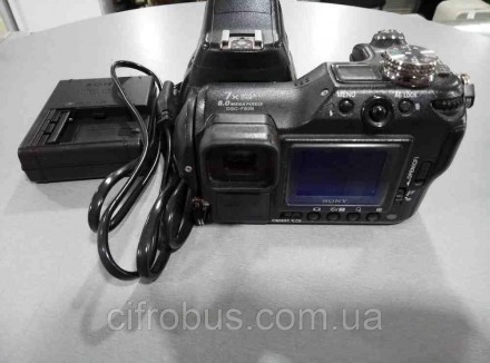 Високоякісна камера Cyber-shot з роздільною здатністю 8,0 ефективних мегапіксел . . фото 5