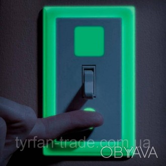 Наклейки на вимикачі та розетки світні в темряві — зелений синій рожевий жовтога. . фото 1