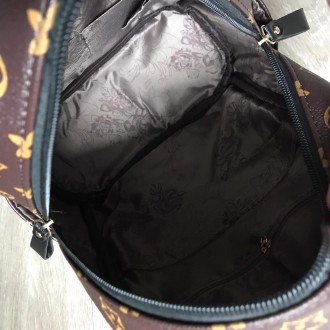
Стильный женский городской рюкзак на плечи в стиле Луи Витон качественный и мод. . фото 11