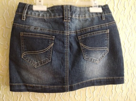 Новая джинсовая юбка девочке 9-11 лет, р.140,Сток.
ПОТ 32 см,пояс внутри на рез. . фото 5