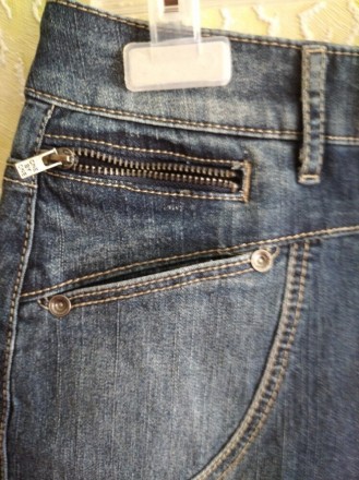 Новая джинсовая юбка девочке 9-11 лет, р.140,Сток.
ПОТ 32 см,пояс внутри на рез. . фото 4