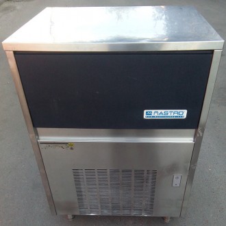 Льдогенератор Mastro 60кг/сут, кубик, б/у. Аналог Brema CB 955A.

2019г.в., вн. . фото 3
