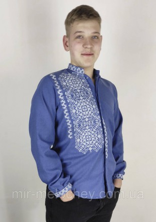 Мужская вышитая рубашка синего цвета на пуговицах
Вышивка выполнена в традиционн. . фото 2
