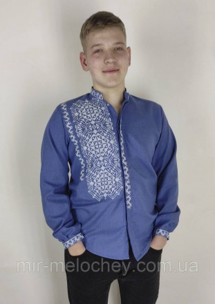 Мужская вышитая рубашка синего цвета на пуговицах
Вышивка выполнена в традиционн. . фото 3