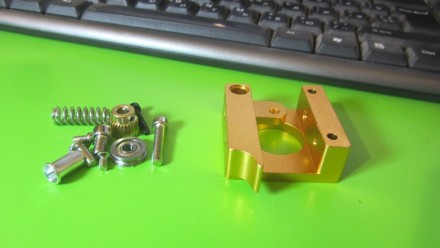  Головка блока экструдера MK8 используется на многих самодельных 3D принтерах, а. . фото 3