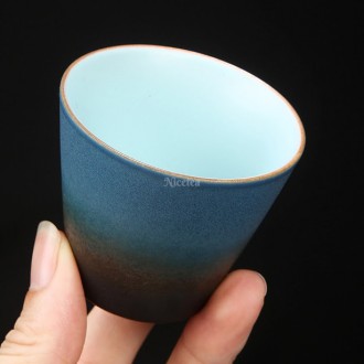 Китайская керамическая пиала для чая, 70 мл “Синий сапфир”, Синяя, Конусообразна. . фото 3