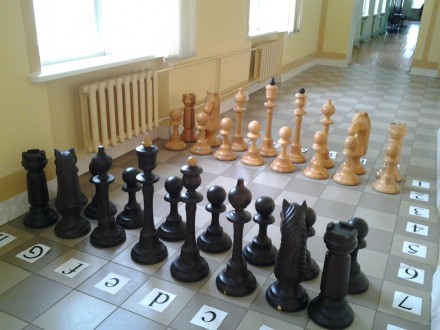 Предлагаем вашему вниманию подарочные шахматы большие,
садовые из дерева. У нас. . фото 4