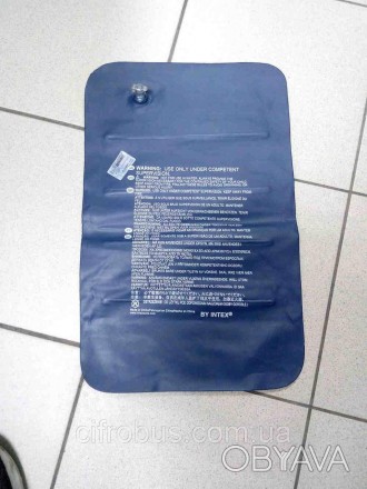 Компактна, зручна подушка синього кольору виготовлена з міцного водонепроникного. . фото 1