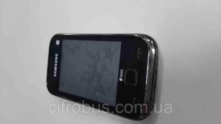 Телефон, поддержка двух SIM-карт, экран 2.8", разрешение 320x240, камера 1.30 МП. . фото 2