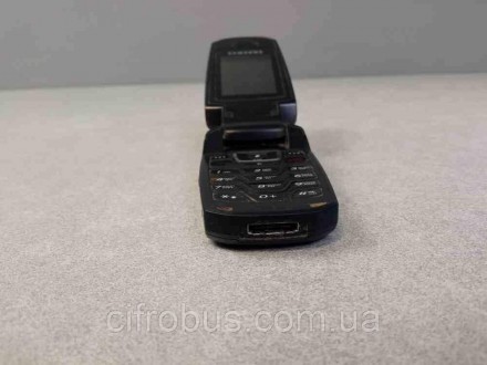 Телефон с раскладным корпусом, разрешение 160x128, второй экран: 80x80, без каме. . фото 6
