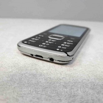 Телефон, поддержка двух SIM-карт, экран 2.8", разрешение 320x240, камера 0.80 МП. . фото 4