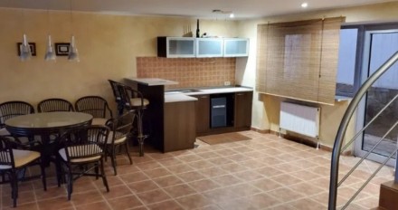 дом, 400 кв. м. Аркадия. фото 8
15507 Предлагаю к продаже коттедж у самого моря. Просторная планировка, 5 комн. Аркадия. фото 8