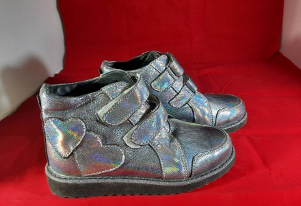 Детские ботинки на девочку серебристые неоновые осенние
Распродажа, акционная це. . фото 2