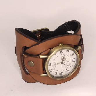 Стиль Scappa-часы - смелый дизайн, широкий кожаный браслет и хай-тек элементы. Э. . фото 5