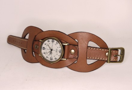 Стиль Scappa-часы - смелый дизайн, широкий кожаный браслет и хай-тек элементы. Э. . фото 7