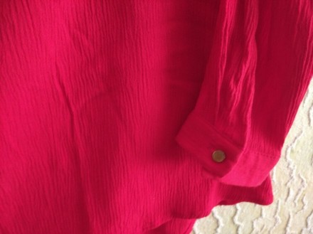 Нарядная красная жатая кофточка с вискозы, р.34, Koton, Турция.
ПОГ 43 см.
Дли. . фото 6